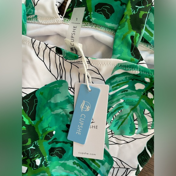 NWT CupShe one piece swimsuit - Picture 5 of 6